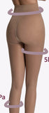 Een beige compressie panty van 20 of 50 denier die steun en comfort biedt — ideaal als elegante stewardessenpanty voor lange dagen.