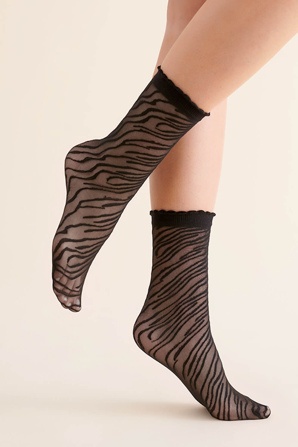 2 pairs of Ama Panty Socks - 20 Denier - Beige + Black