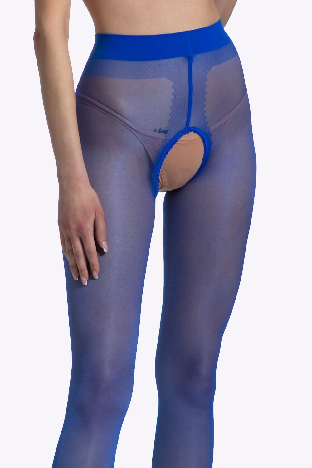 Een glanzende blauwe open kruis panty van 20 denier — verleidelijk, speels en perfect voor een gedurfde, elegante look.