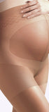 Een zachte suntan zwangerschapspanty van 20 denier die je benen een natuurlijke glow geeft en je buik liefdevol ondersteunt.