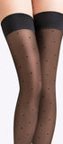 Zwarte hold-ups met subtiele stippen en stevige boord die elegantie en speelsheid perfect balanceren.